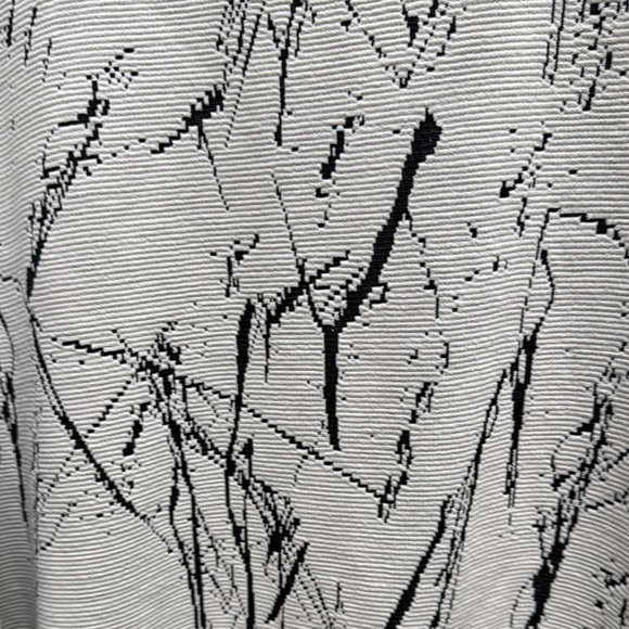 H&M Black and White Crew Neck Sweater - Picture 11 of 11